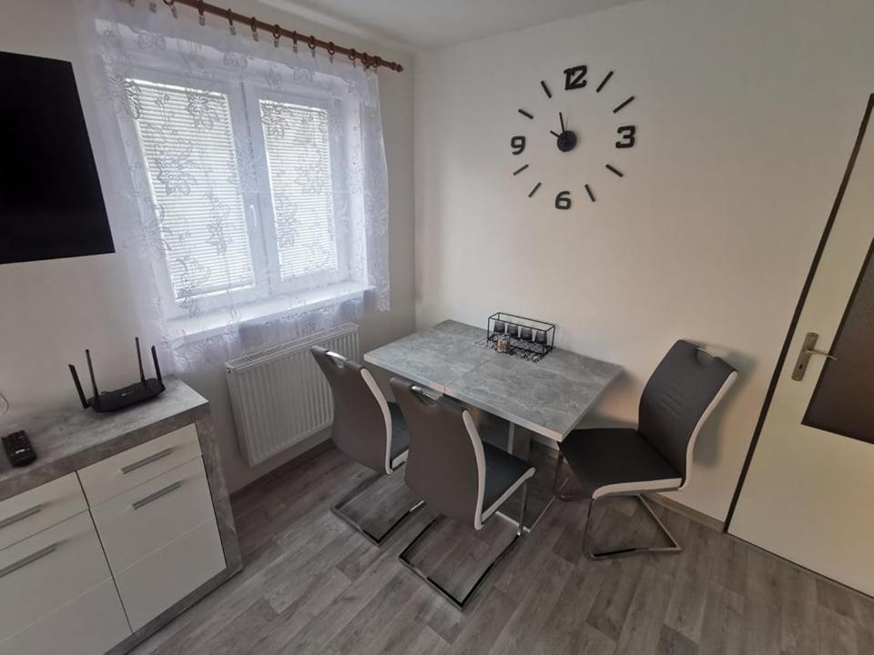 Apartman Zuzka 耶塞尼克 外观 照片