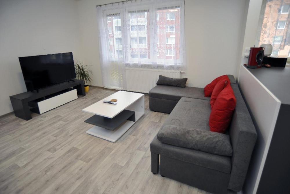 Apartman Zuzka 耶塞尼克 外观 照片